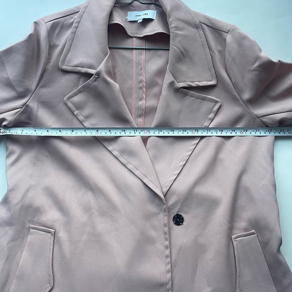 JOHN + JENN Blush Pink Belted Trench Coat Large - Picture 6 of 6